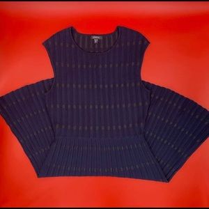 Cute navy blue dress!